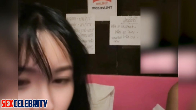 Fake NMIXX 엔믹스 Sullyoon 설윤 - She let me lick her tits