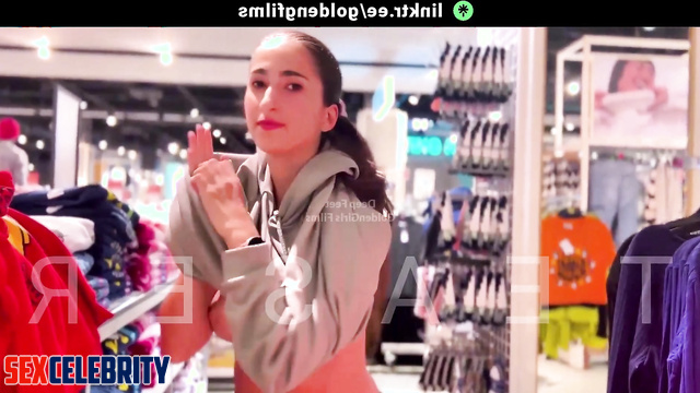 Alba Flores - Changing Clothes in the Store and Showing my Boobs, face swap