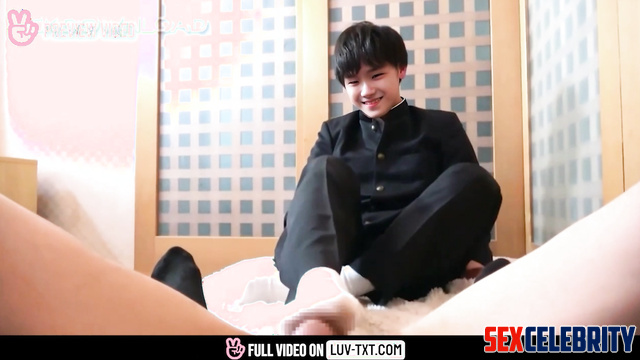 Fake Kpop 보이넥스트도어 Woonhak from BOYNEXTDOOR footjob