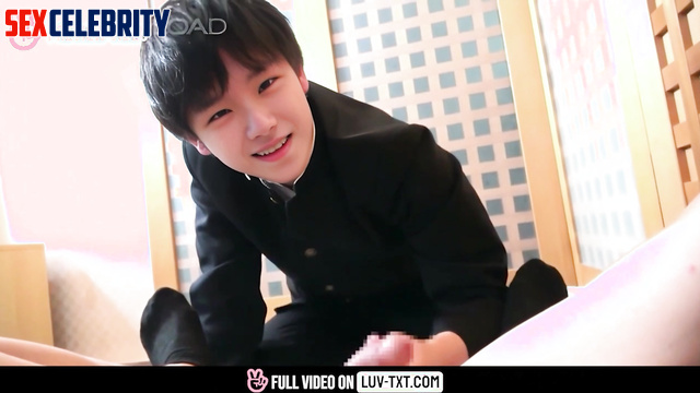 Fake Kpop 보이넥스트도어 Woonhak from BOYNEXTDOOR footjob