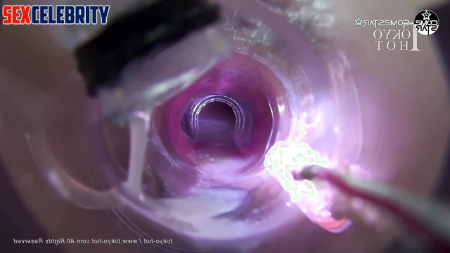 Strangers poured something strange into her, look / Handong (한동 드림캐쳐) ai