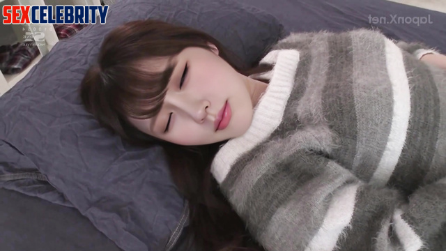 Modest virgin and her fitst sex, Miyeon (G)I-DLE smart face change 조미연 누드