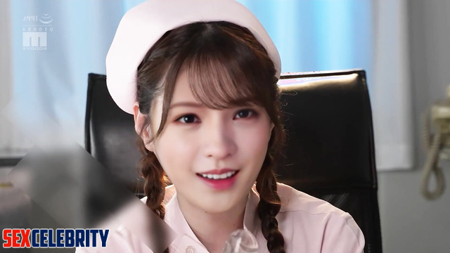 Nurse made handjob to a transparent dildo - Zhang Yuxi (张予曦 智能換臉) fakeapp