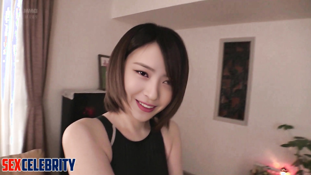 He inserted his fingers into the special hole of her suit, Ryujin 류진 있지 ai