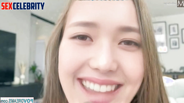 She is confident that she works well with her mouth, ai Wonyoung 장원영 아이브