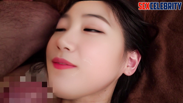 First Kazuha made him massage and then he cumed in her mouth 카즈하 르세라핌 ai