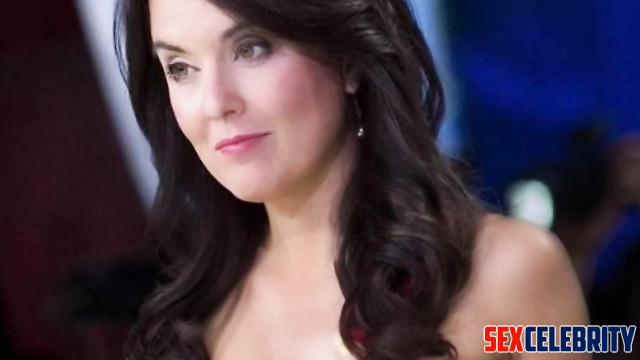 AI Amy Freeze gets a cum shot in her beautiful mouth