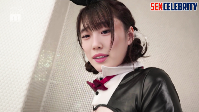 수지 미쓰에이 babe decided to please him with her outfit - Suzy deepfake video