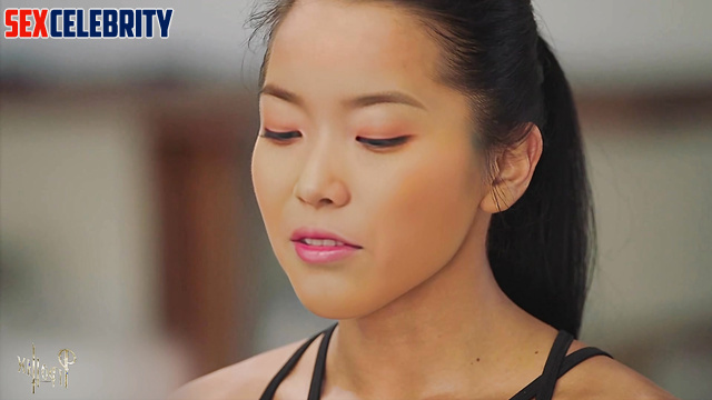 Fake IU screamed sexy during her first anal penetration 이지은 딥 러닝 프로그램