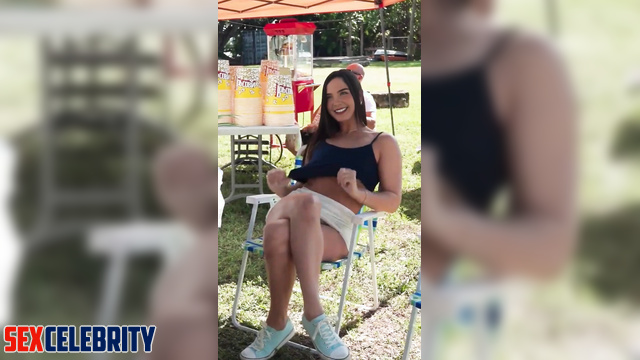 Deepfak Staryuuki flashed her breasts