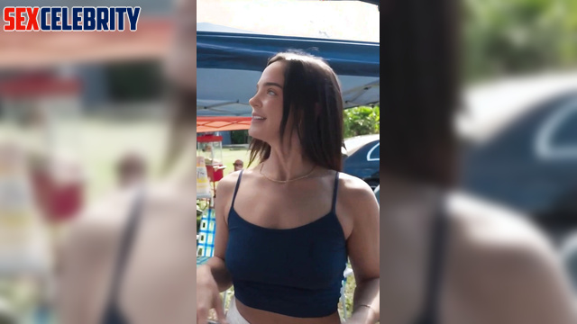 Deepfak Staryuuki flashed her breasts